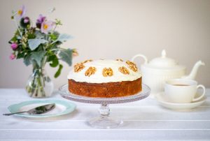carrot and banana cake mobile