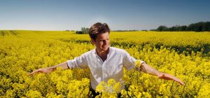 Banner 1 Duncan in a rape field