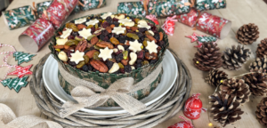 Mellow Yellow Christmas Cake