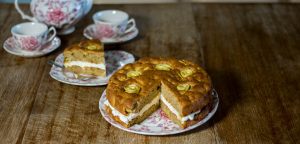 mother's day apple cake desktop banner