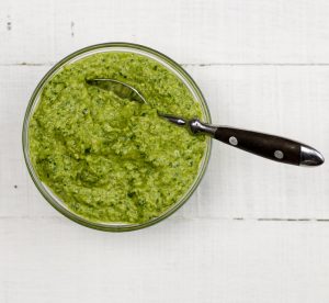 spinach pesto recipe thumbnail