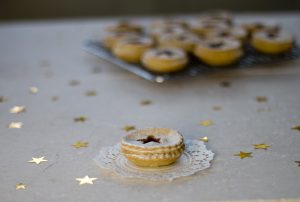 mince pies mobile