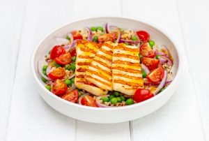 halloumi quinoa salad mobile