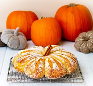 pumpkin sourdough thumbnail