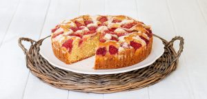 strawberry cake desktop