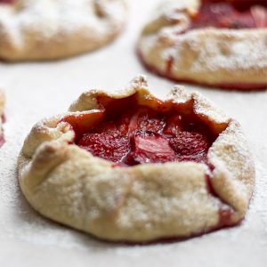 mini strawberry galettes