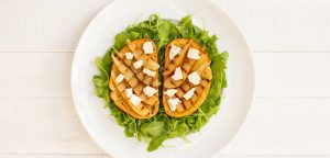 pear walnut and gorgonzola bruschetta desktop