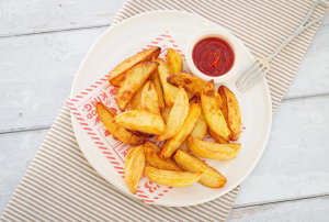Make Homemade Chips in air fryer with rapeseed oil omega 3