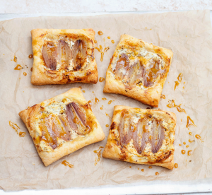Upside Down shallot onion tart tarte tatin mellow yellow balsamic dressing