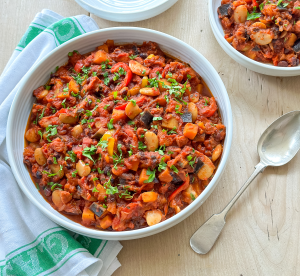 one pan chorizo and butter bean stew