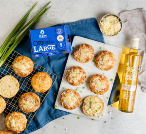 Mellow Yellow x St Ewes cheese & spring onion scones