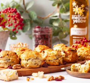 Mini scones with stilton, walnuts and cranberries