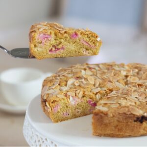 rhubarb cake